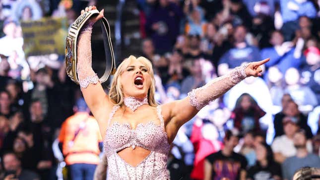 Tiffany Stratton winning the WWE Women's Title
