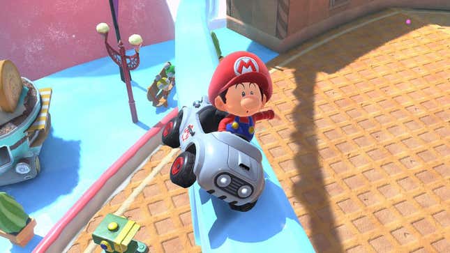 A screenshot shows outfit selections for various characters.