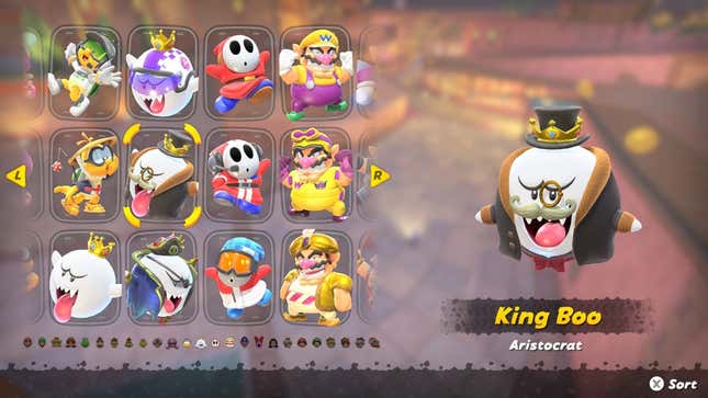 A screenshot shows outfit selections for various characters.